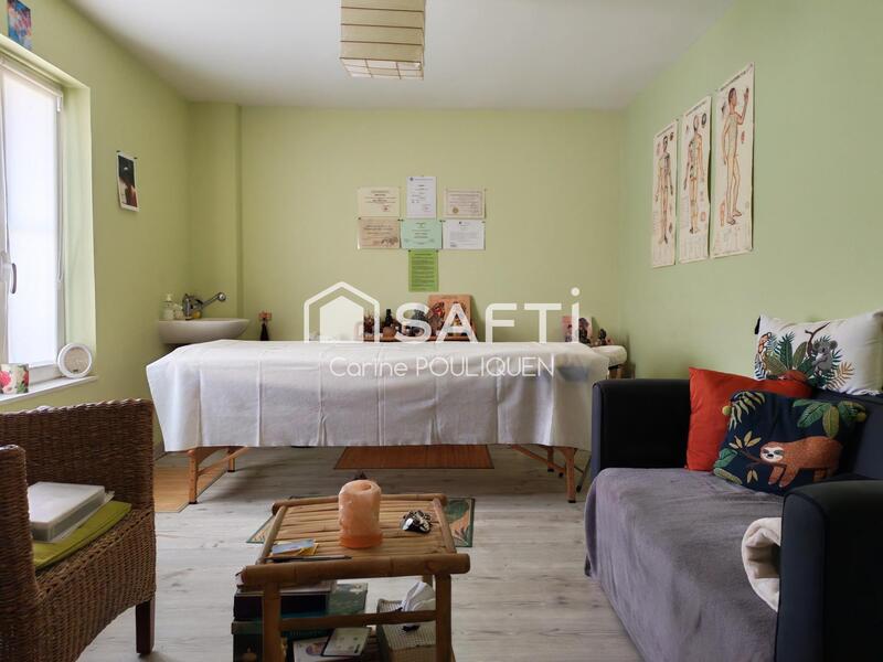 Maison - 246 m² - 10 pièces