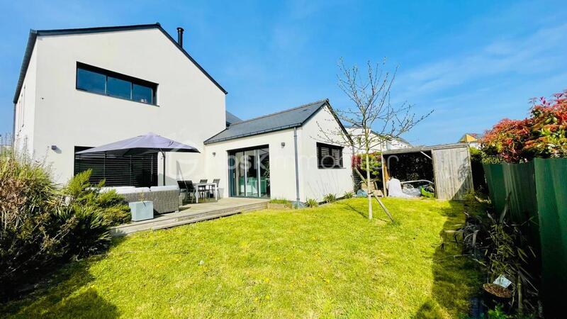 Maison - 142 m² - 5 pièces