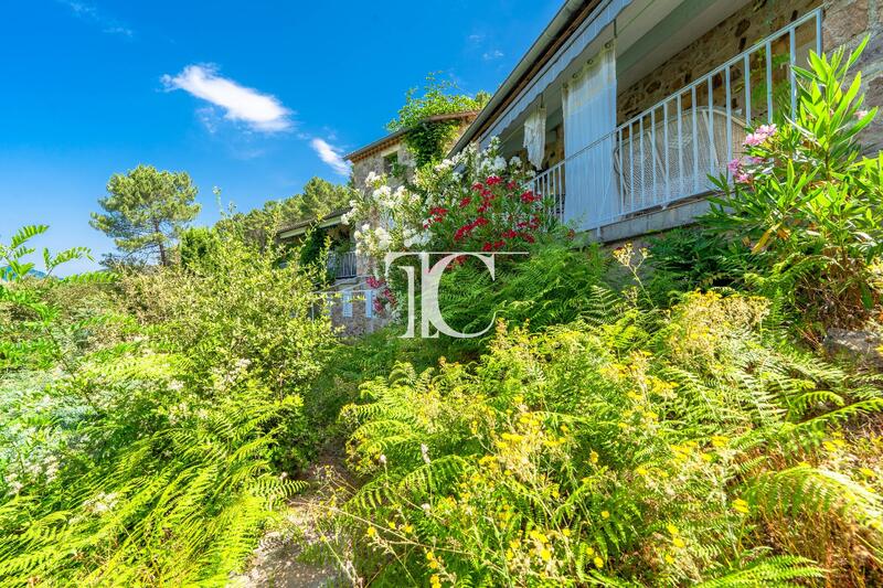 Maison - 178 m² - 7 pièces