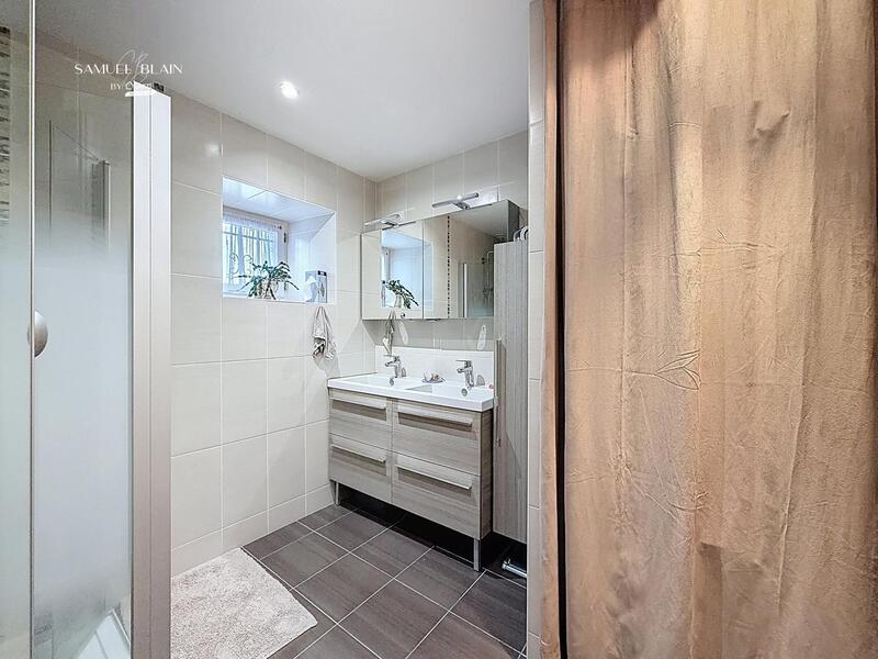 Maison - 153 m² - 7 pièces