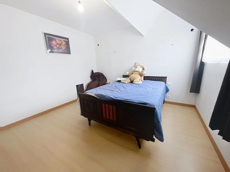 Maison - 313 m² - 8 pièces