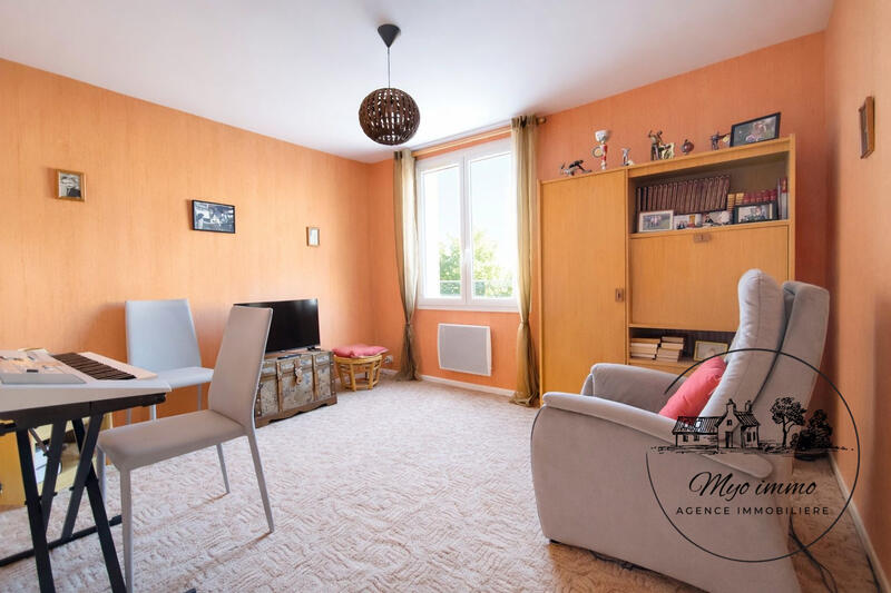 Maison - 90 m² - 5 pièces