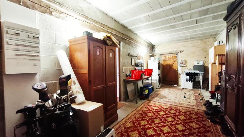 Maison - 163 m² - 5 pièces