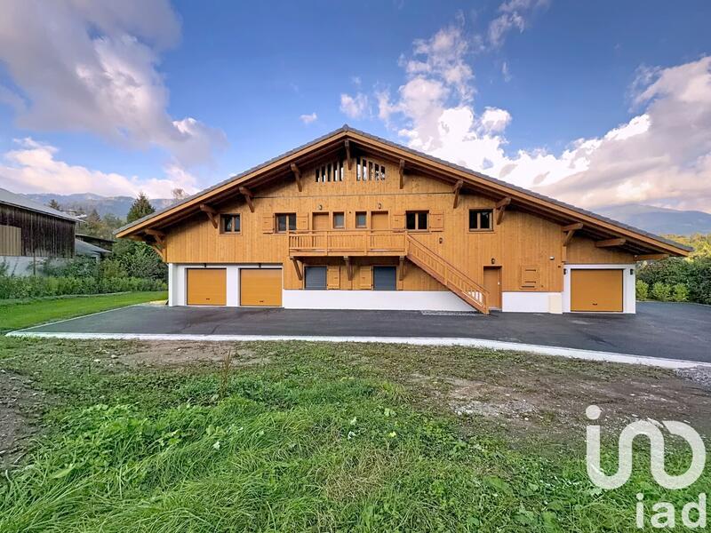 Appartement - 109 m² - 5 pièces