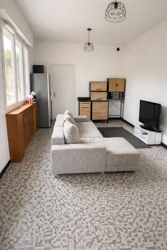 Maison - 228 m² - 8 pièces