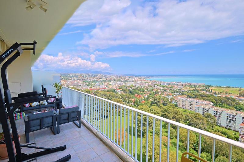 Appartement - 79 m² - 3 pièces