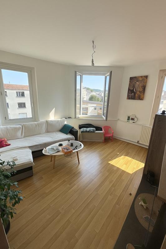 Appartement - 67 m² - 3 pièces