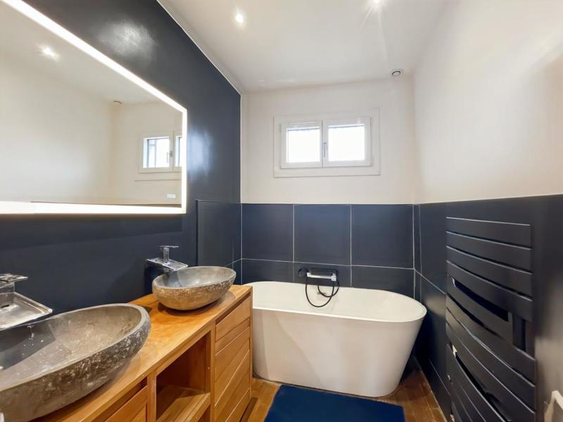 Maison - 175 m² - 6 pièces