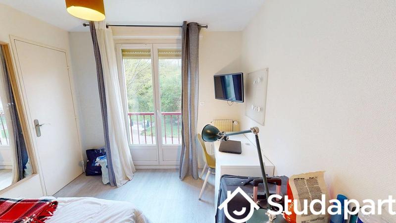 Chambre - 9 m² - 1 pièce