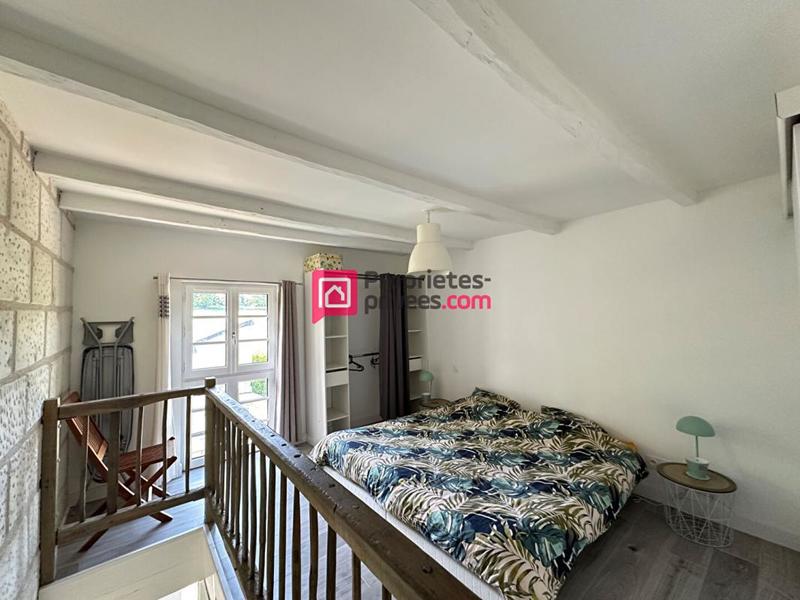 Maison - 275 m² - 12 pièces