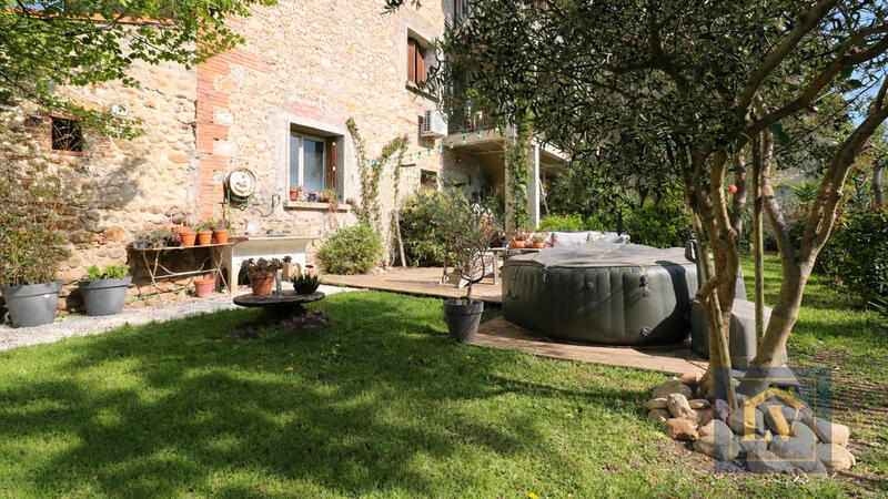 Maison de village - 80 m² - 3 pièces