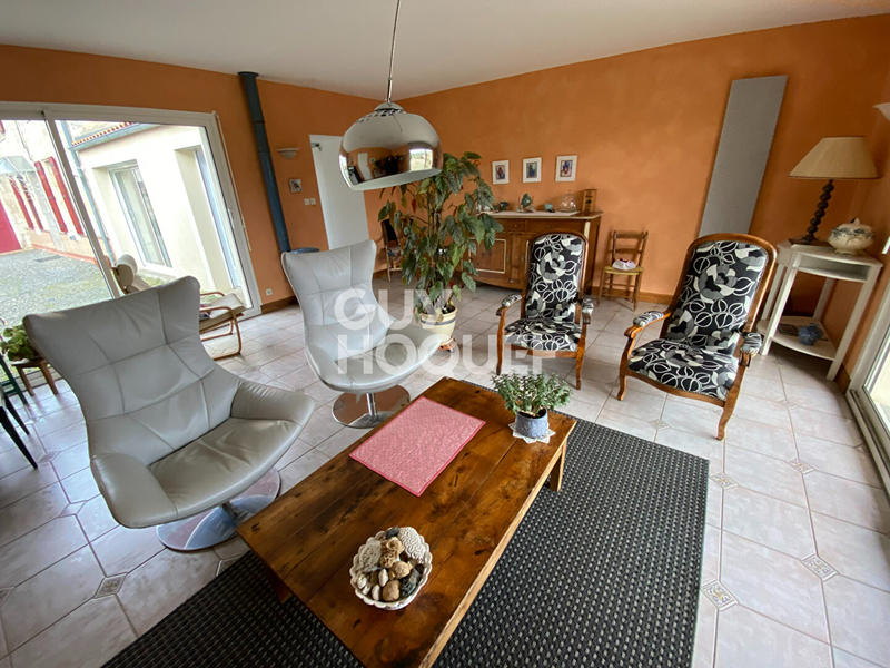 Maison - 145 m² - 7 pièces