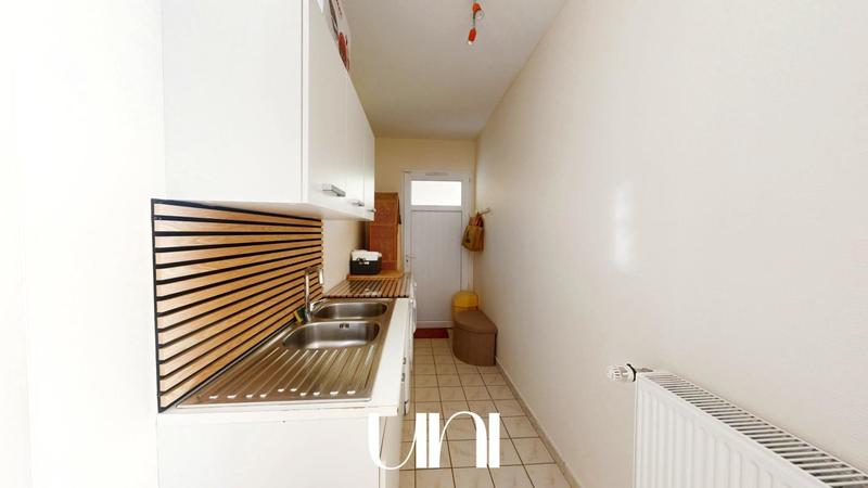 Maison - 185 m² - 7 pièces