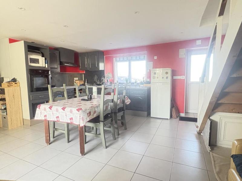 Maison - 97 m² - 5 pièces