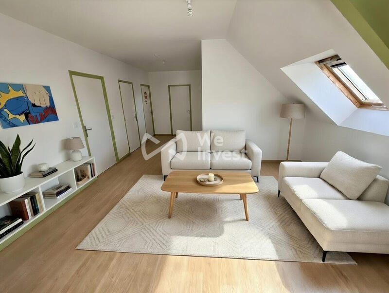 Maison - 205 m² - 9 pièces