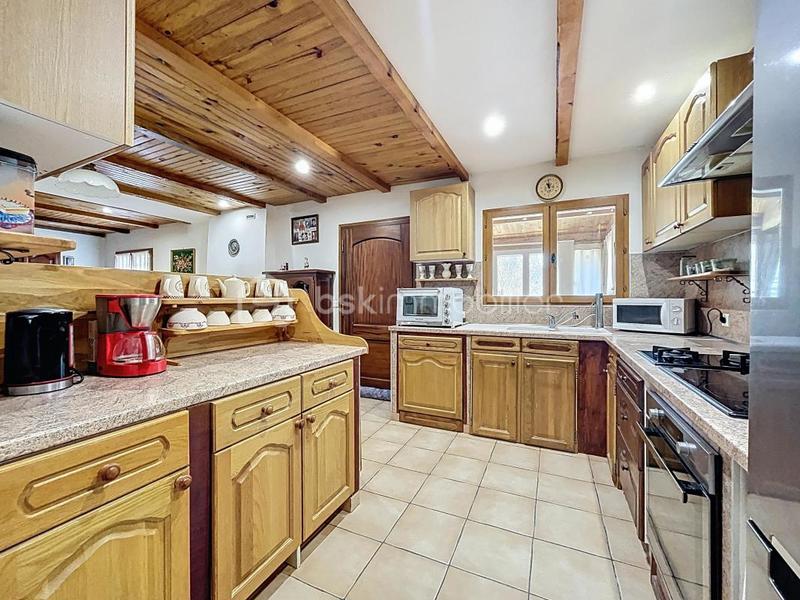 Maison - 180 m² - 6 pièces