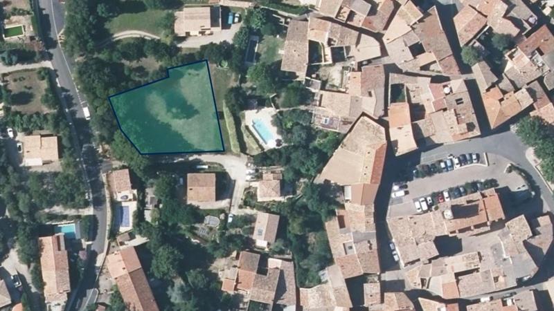 Terrain constructible - 1 271 m²