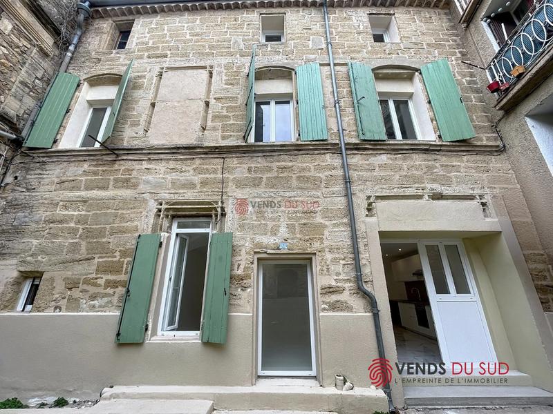 Maison - 230 m² - 7 pièces