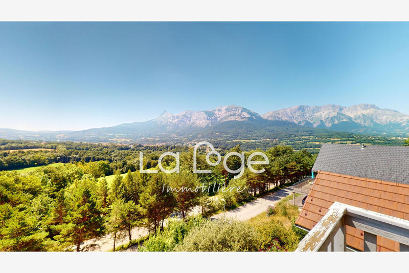 Demeure - 178 m² - 6 pièces