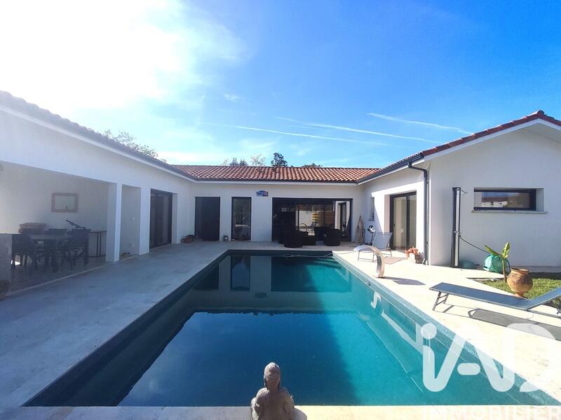 Maison - 144 m² - 6 pièces