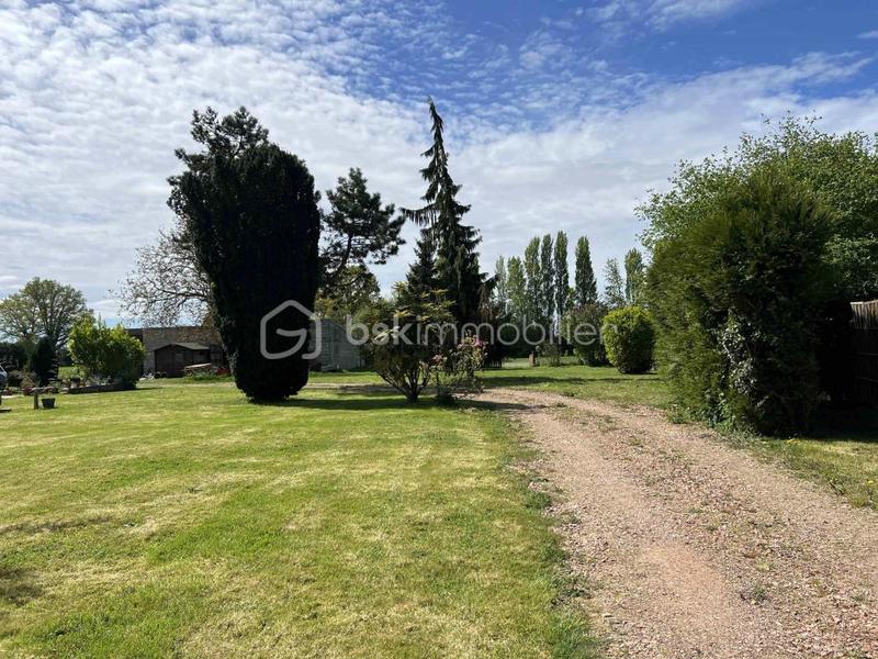 Maison - 222 m² - 10 pièces