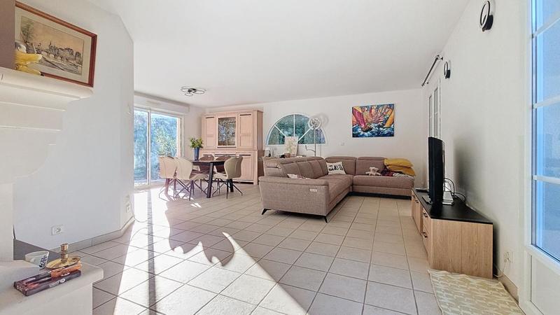 Maison - 133 m² - 6 pièces