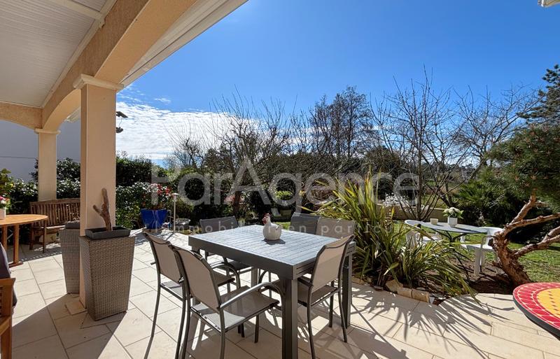 Maison - 143 m² - 4 pièces