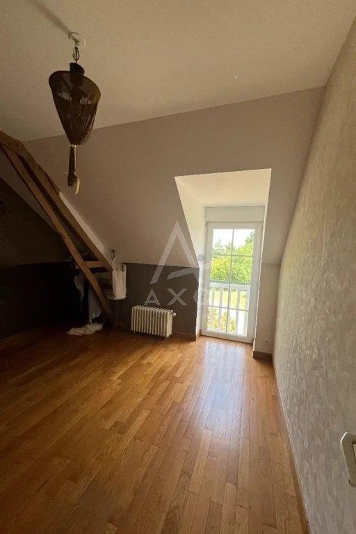 Maison - 155 m² - 6 pièces