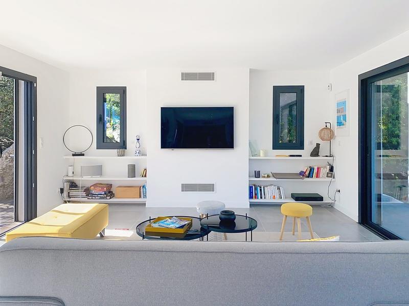 Maison contemporaine - 170 m² - 6 pièces