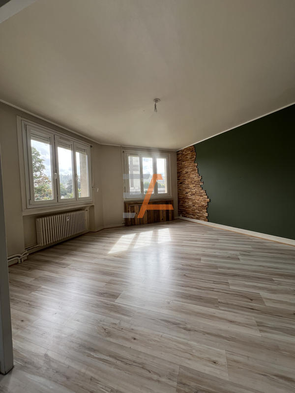 Appartement - 84 m² - 4 pièces