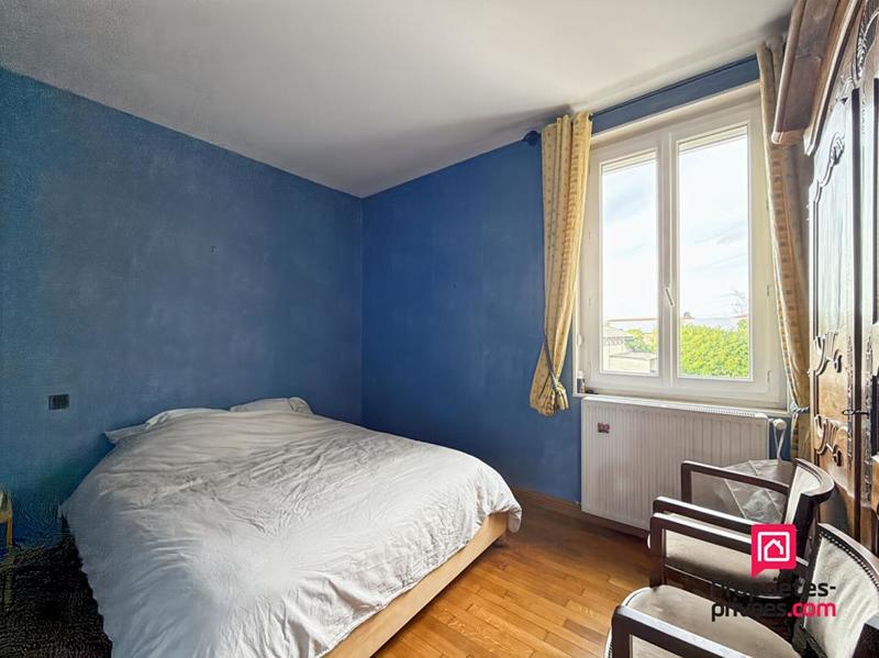 Maison - 366 m² - 13 pièces