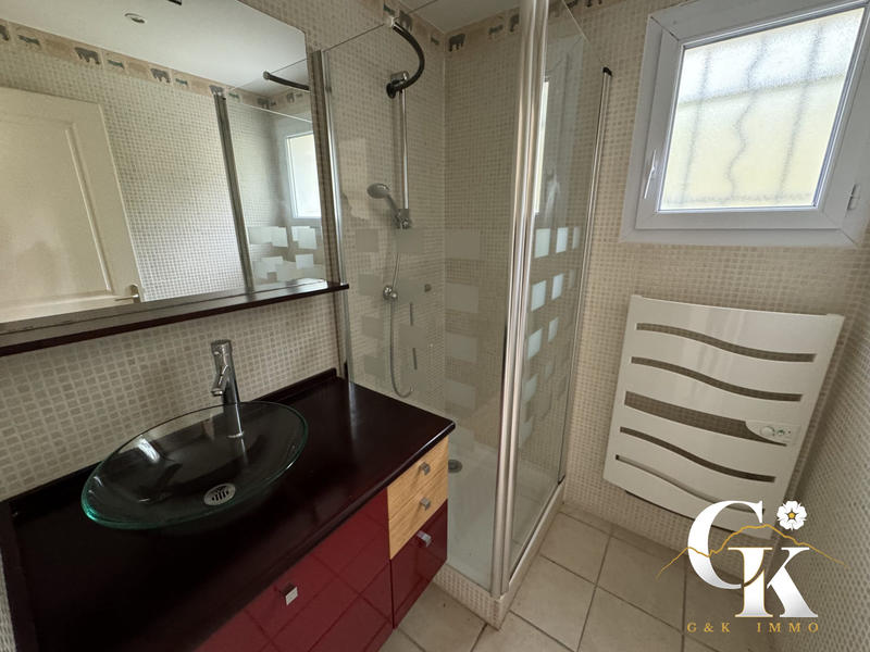 Maison - 140 m² - 6 pièces