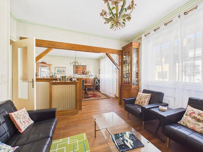 Maison - 122 m² - 5 pièces