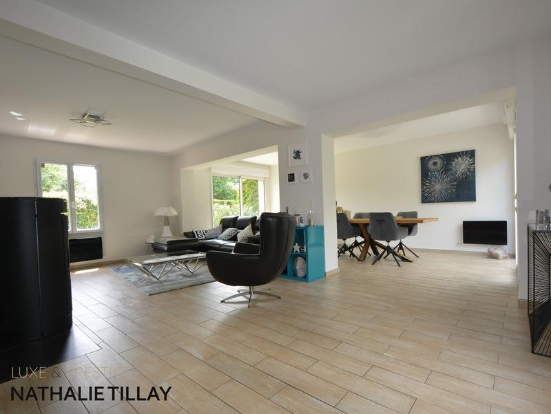 Maison - 180 m² - 7 pièces