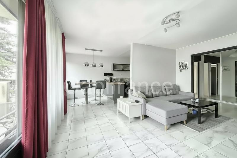 Appartement - 85 m² - 4 pièces