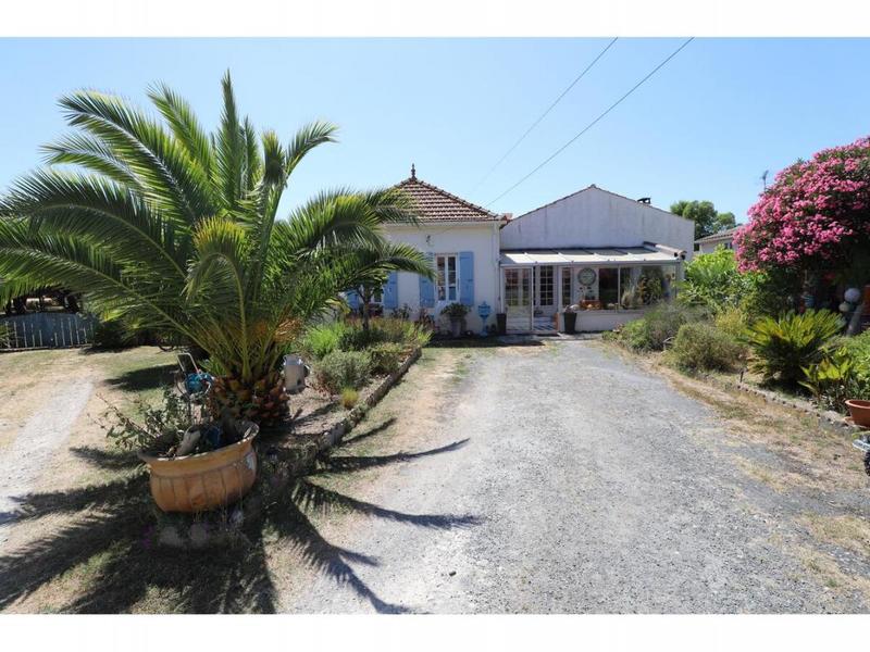 Maison - 189 m² - 13 pièces