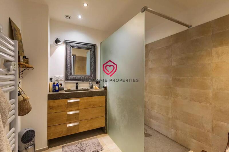 Maison de village - 206 m² - 10 pièces