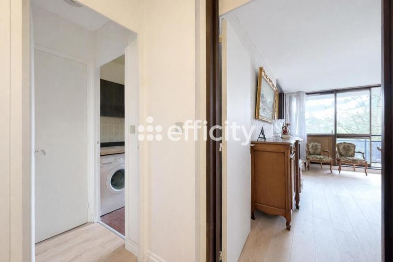 Appartement - 105 m² - 5 pièces