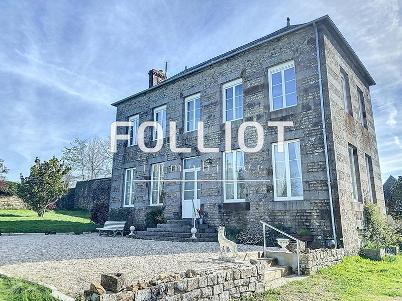 Maison - 180 m² - 7 pièces