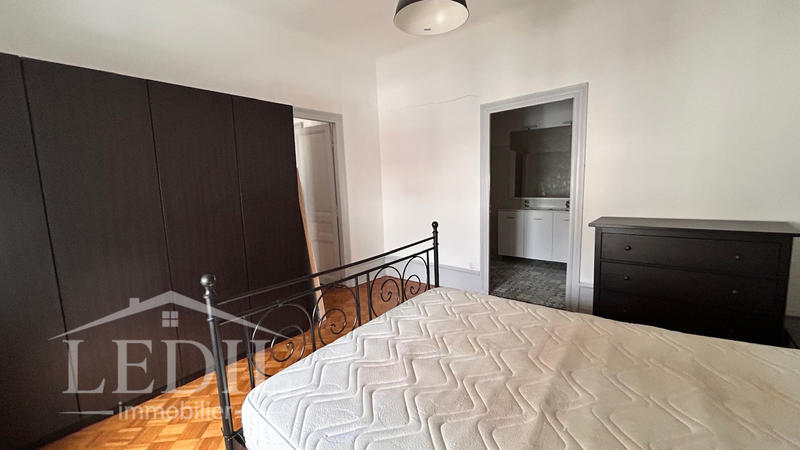 Appartement - 121 m² - 5 pièces