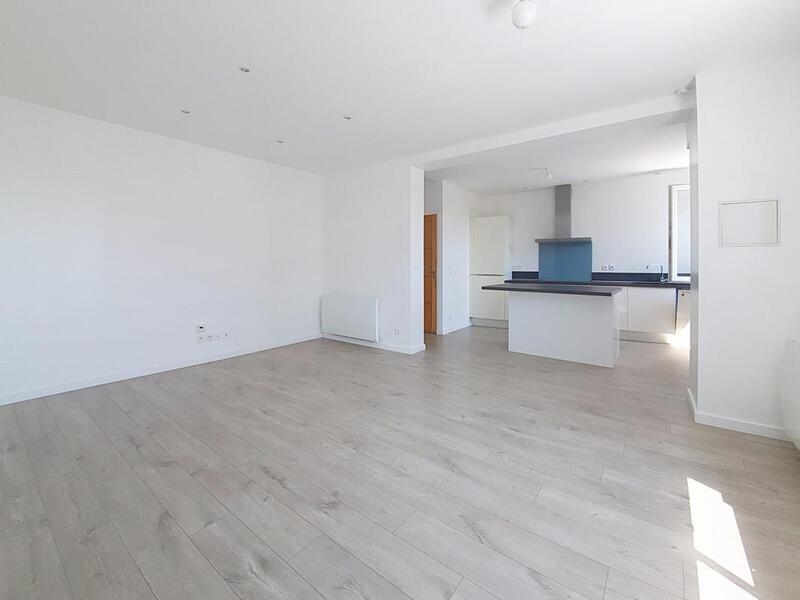 Appartement - 88 m² - 5 pièces