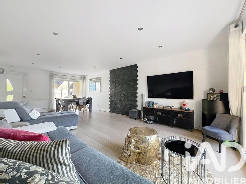 Maison - 120 m² - 6 pièces