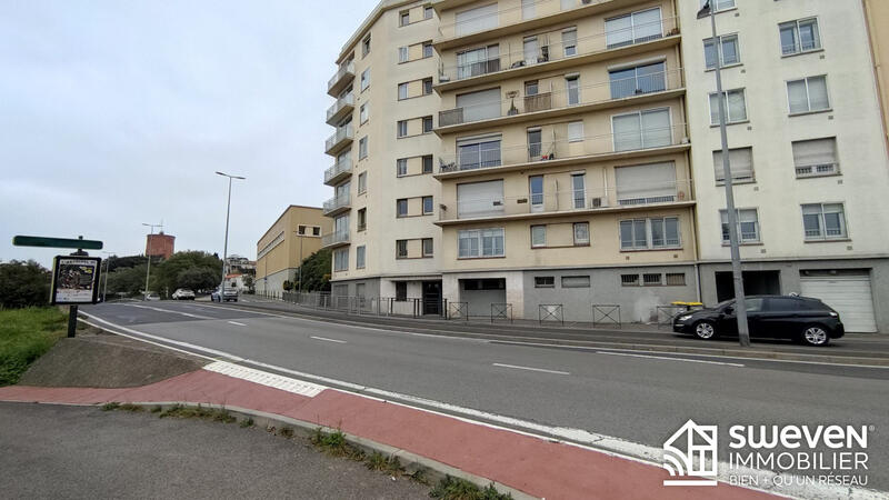 Appartement - 80 m² - 3 pièces