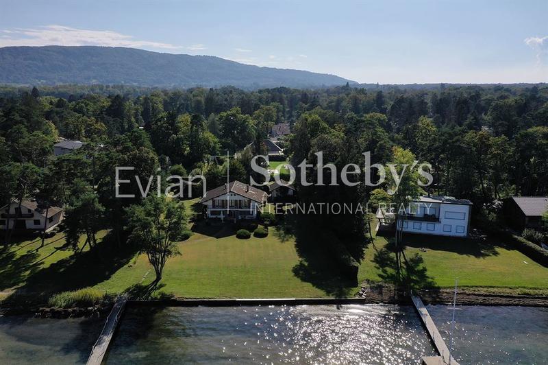 Maison - 220 m² - 7 pièces