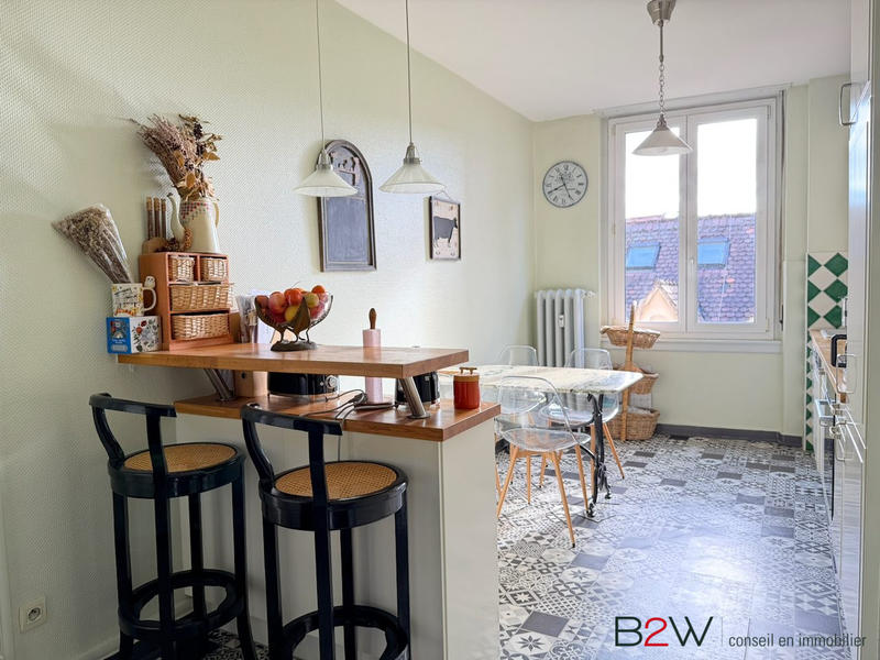 Appartement - 206 m² - 5 pièces