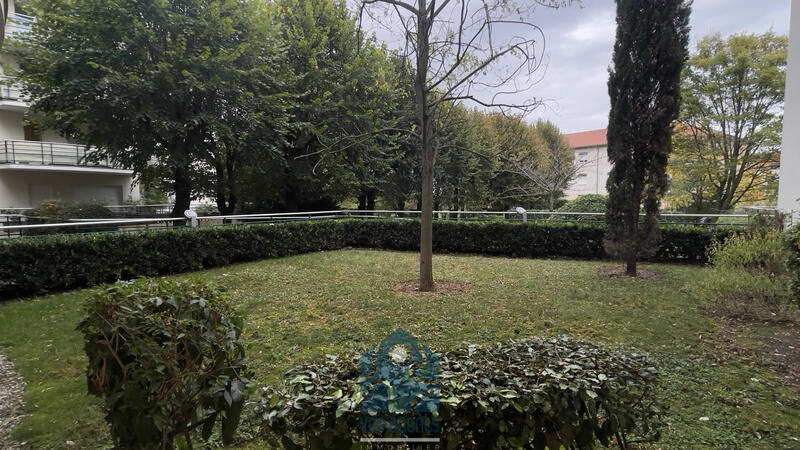 Appartement - 110 m² - 5 pièces