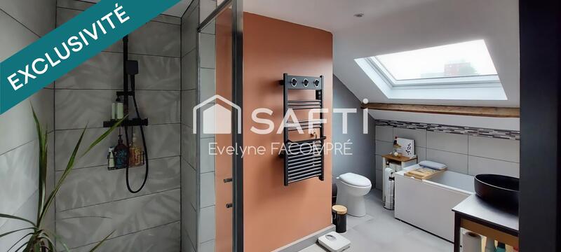 Maison - 252 m² - 12 pièces