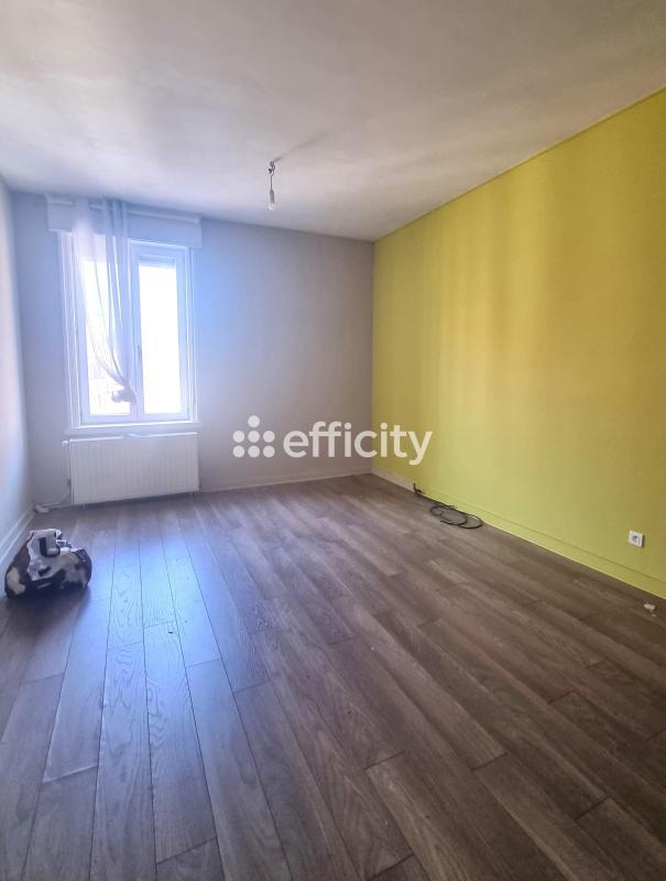 Maison - 300 m² - 10 pièces