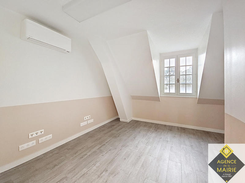 Maison - 175 m² - 6 pièces