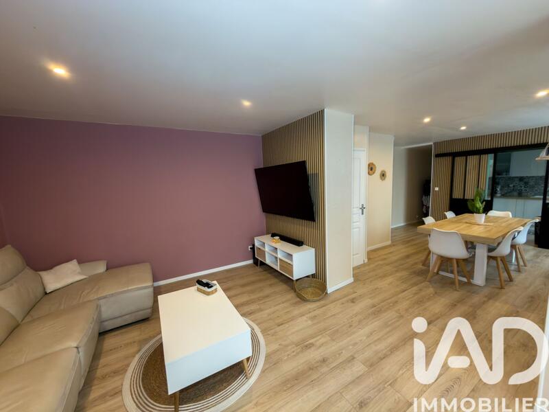 Maison - 118 m² - 5 pièces